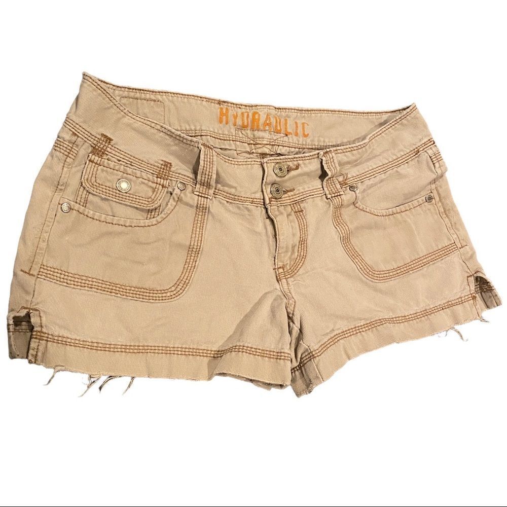 Hydraulic Khaki Shorts 